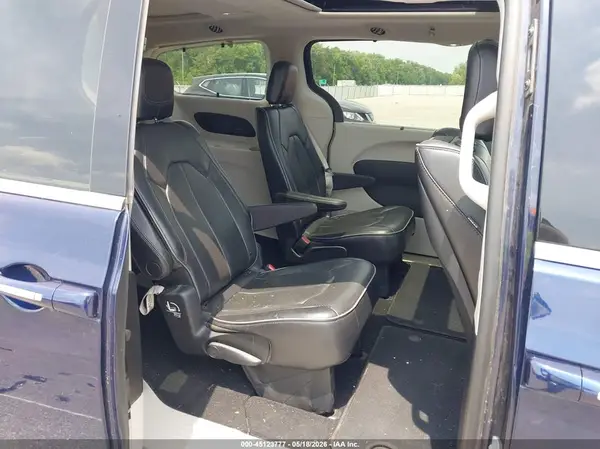 2C4RC1GG4HR798060 2017 CHRYSLER PACIFICA - Image 8