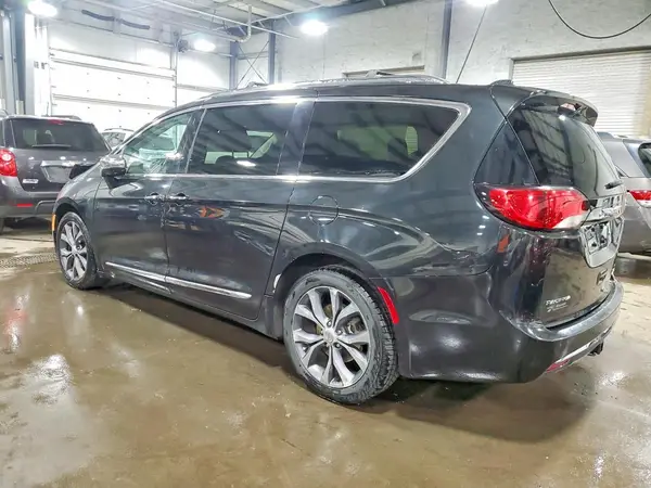 2C4RC1GG4HR810966 2017 CHRYSLER PACIFICA - Image 2