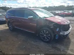 2C4RC1GG4HR811910 2017 CHRYSLER PACIFICA