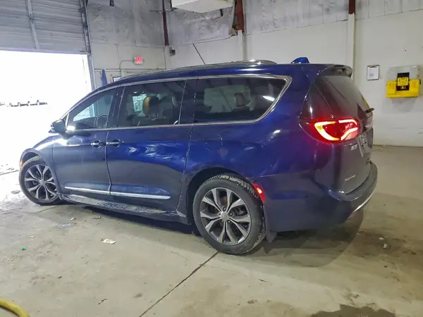 2C4RC1GG4HR812281 2017 CHRYSLER PACIFICA - Image 2