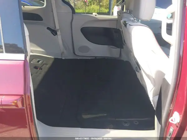 2C4RC1GG4HR812636 2017 CHRYSLER PACIFICA - Image 8