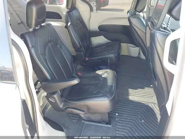 2C4RC1GG4HR822017 2017 CHRYSLER PACIFICA - Image 8