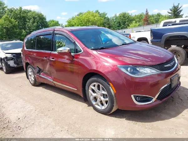 2C4RC1GG4HR838265 2017 CHRYSLER PACIFICA - Image 1
