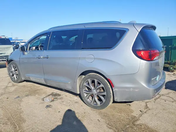 2C4RC1GG4HR839593 2017 CHRYSLER PACIFICA - Image 2