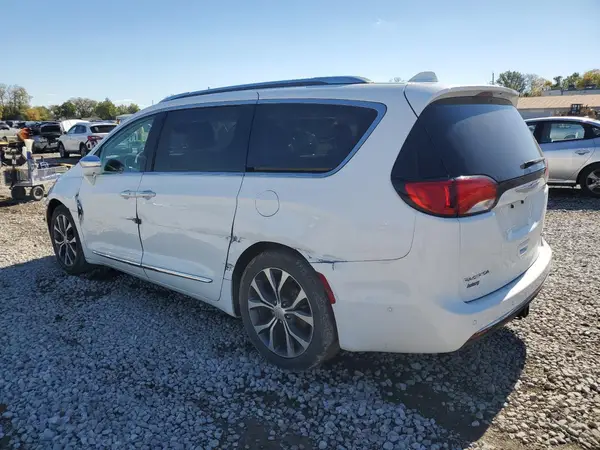 2C4RC1GG4JR108474 2018 CHRYSLER PACIFICA - Image 2