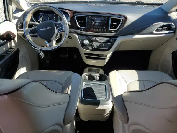 2C4RC1GG4JR108474 2018 CHRYSLER PACIFICA - Image 8