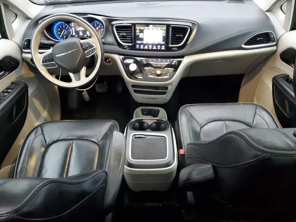 2C4RC1GG4JR131673 2018 CHRYSLER PACIFICA - Image 8