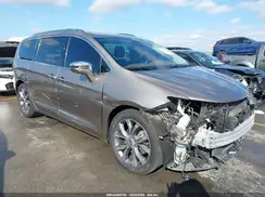2C4RC1GG4JR174264 2018 CHRYSLER PACIFICA