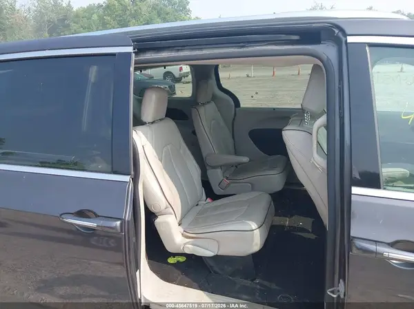 2C4RC1GG4JR186480 2018 CHRYSLER PACIFICA - Image 8