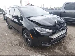 2C4RC1GG4JR186558 2018 CHRYSLER PACIFICA
