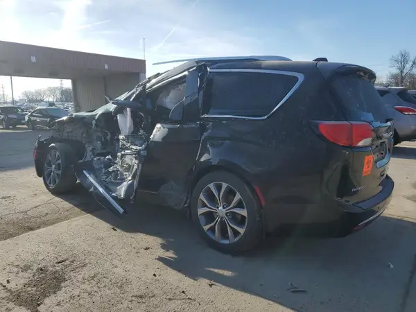2C4RC1GG4JR212365 2018 CHRYSLER PACIFICA - Image 2