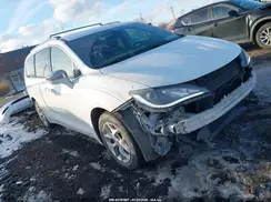 2C4RC1GG4JR232681 2018 CHRYSLER PACIFICA
