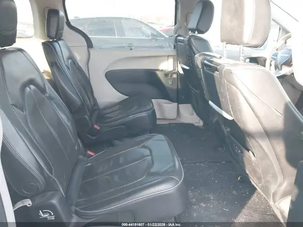 2C4RC1GG4JR232681 2018 CHRYSLER PACIFICA - Image 8