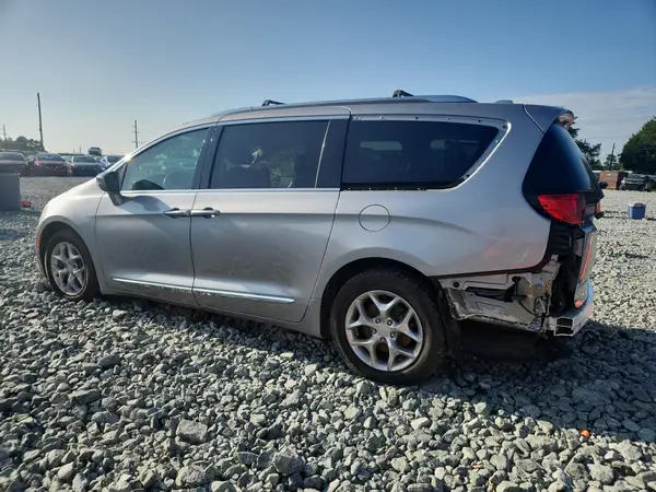 2C4RC1GG4JR232728 2018 CHRYSLER PACIFICA - Image 2