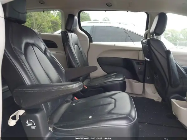 2C4RC1GG4JR252090 2018 CHRYSLER PACIFICA - Image 8