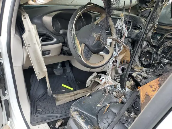 2C4RC1GG4JR269147 2018 CHRYSLER PACIFICA - Image 8