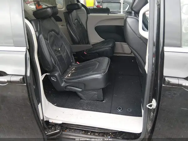 2C4RC1GG4JR273795 2018 CHRYSLER PACIFICA - Image 8