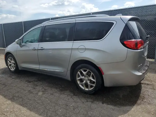 2C4RC1GG4JR320503 2018 CHRYSLER PACIFICA - Image 2