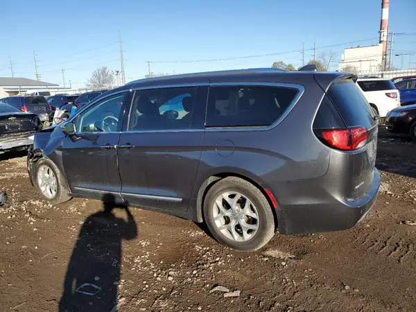 2C4RC1GG4JR358460 2018 CHRYSLER PACIFICA - Image 2