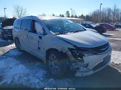 2C4RC1GG4KR629258 2019 CHRYSLER PACIFICA