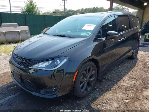 2C4RC1GG4KR720319 2019 CHRYSLER PACIFICA - Image 2