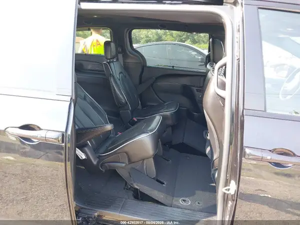 2C4RC1GG4KR720319 2019 CHRYSLER PACIFICA - Image 8