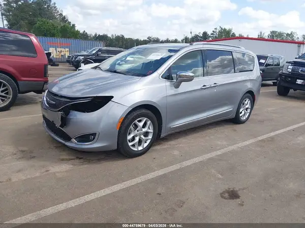 2C4RC1GG4LR112625 2020 CHRYSLER PACIFICA - Image 2
