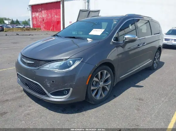 2C4RC1GG4LR127643 2020 CHRYSLER PACIFICA - Image 2