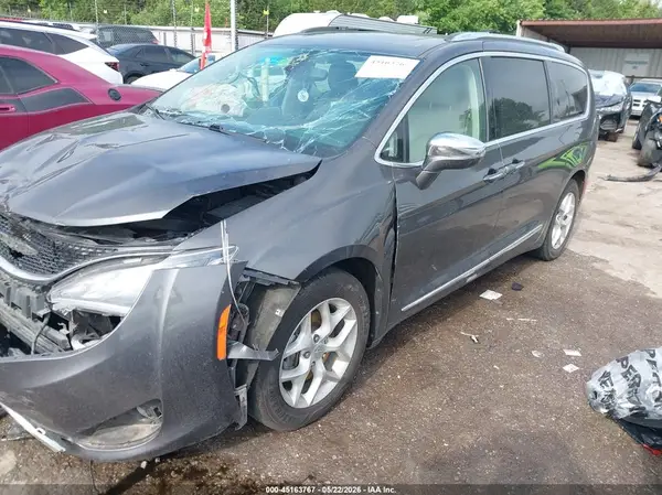 2C4RC1GG4LR203345 2020 CHRYSLER PACIFICA - Image 2
