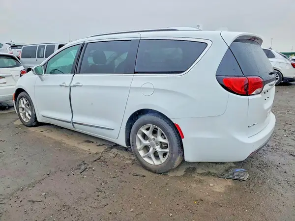 2C4RC1GG4LR203538 2020 CHRYSLER PACIFICA - Image 2