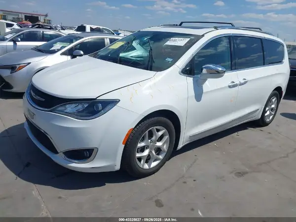 2C4RC1GG4LR285044 2020 CHRYSLER PACIFICA - Image 2