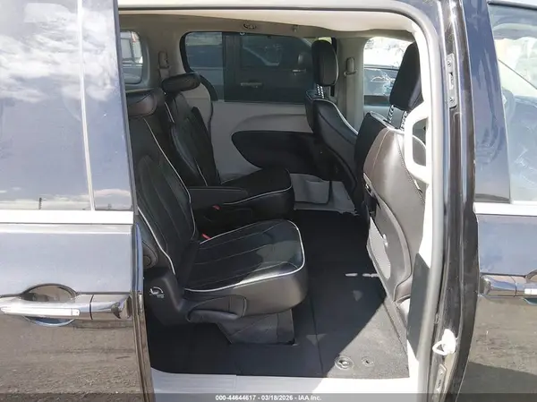 2C4RC1GG4PR623712 2023 CHRYSLER PACIFICA - Image 8
