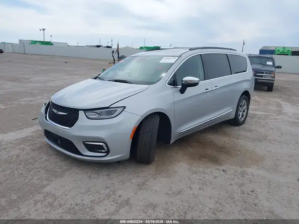 2C4RC1GG4PR623726 2023 CHRYSLER PACIFICA - Image 2