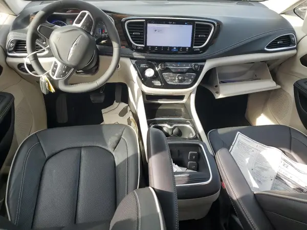 2C4RC1GG4RR105070 2024 CHRYSLER PACIFICA - Image 8