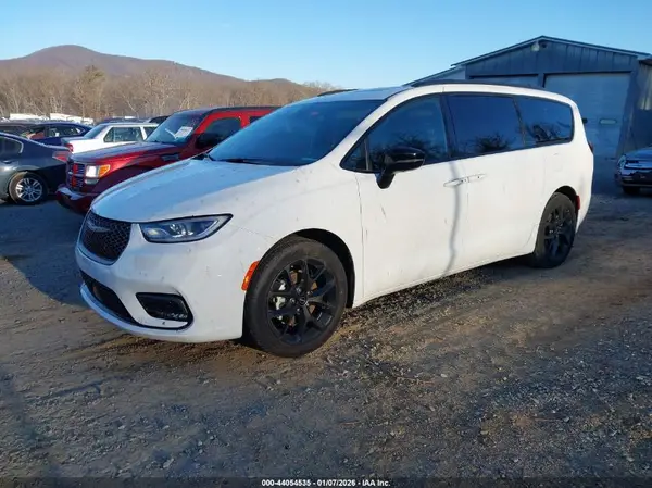 2C4RC1GG4SR515132 2025 CHRYSLER PACIFICA - Image 2