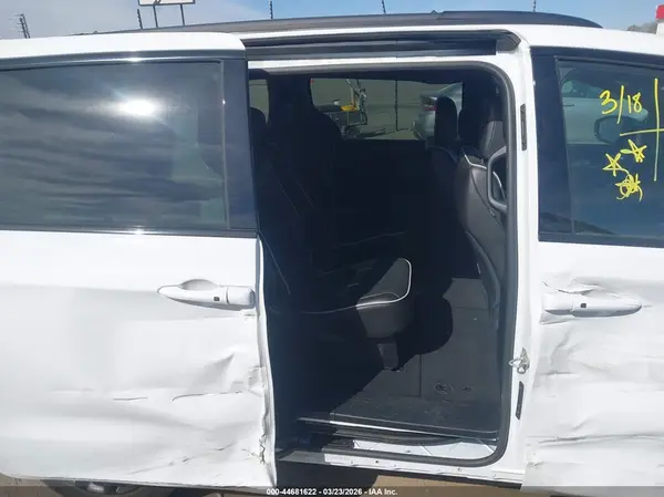 2C4RC1GG4SR537874 2025 CHRYSLER PACIFICA - Image 8