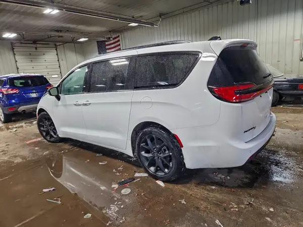 2C4RC1GG4TR162263 2026 CHRYSLER PACIFICA - Image 2