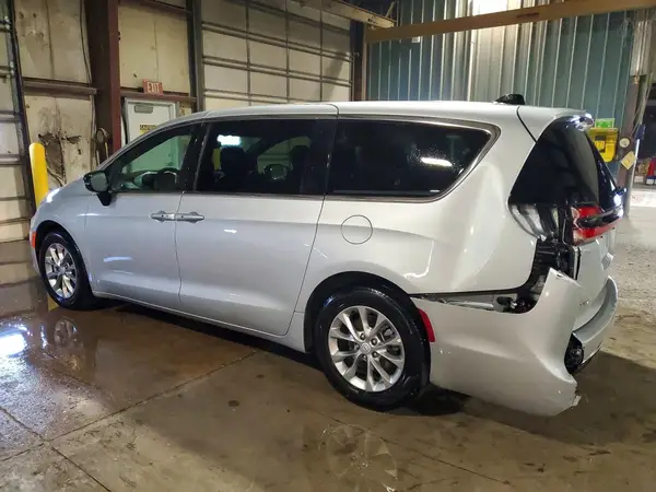 2C4RC1GG4TR176146 2026 CHRYSLER PACIFICA - Image 2