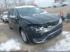 2C4RC1GG5HR504455 2017 CHRYSLER PACIFICA