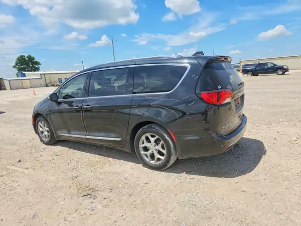 2C4RC1GG5HR533647 2017 CHRYSLER PACIFICA - Image 2