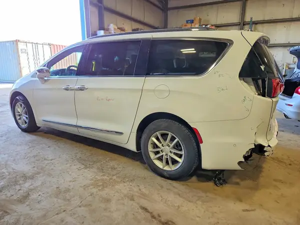 2C4RC1GG5HR551260 2017 CHRYSLER PACIFICA - Image 2