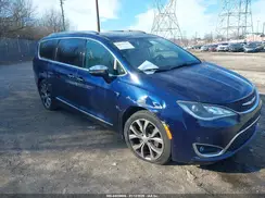 2C4RC1GG5HR599552 2017 CHRYSLER PACIFICA