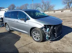 2C4RC1GG5HR620187 2017 CHRYSLER PACIFICA