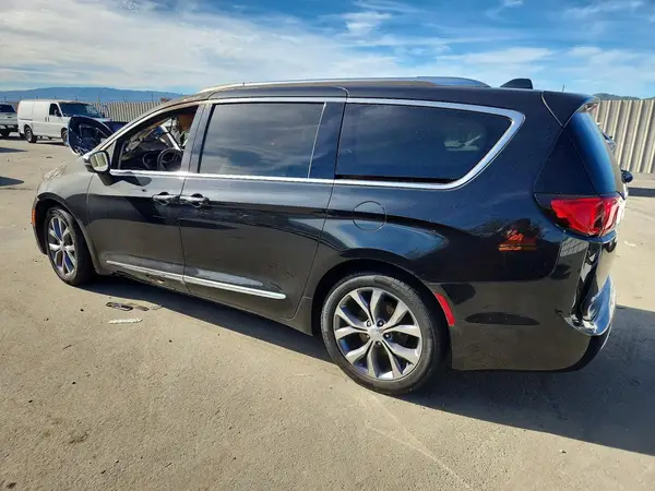 2C4RC1GG5HR622134 2017 CHRYSLER PACIFICA - Image 2