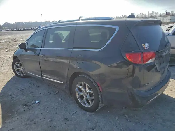 2C4RC1GG5HR636020 2017 CHRYSLER PACIFICA - Image 2