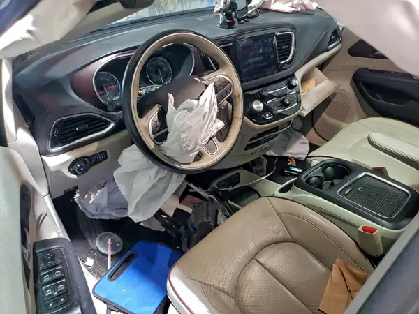 2C4RC1GG5HR659619 2017 CHRYSLER PACIFICA - Image 8