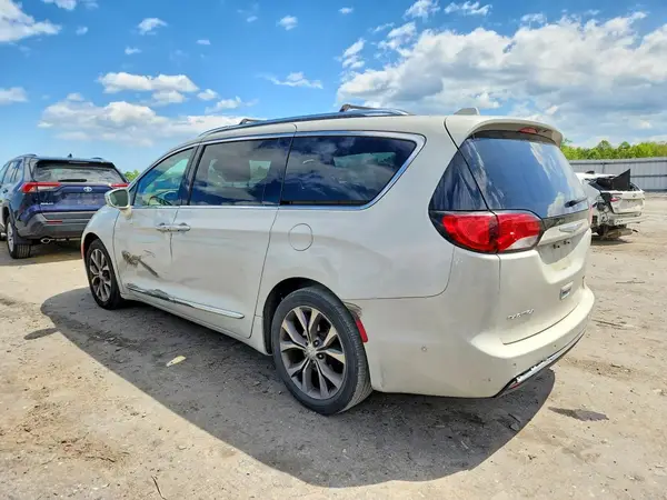 2C4RC1GG5HR704039 2017 CHRYSLER PACIFICA - Image 2