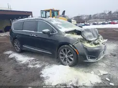 2C4RC1GG5HR763236 2017 CHRYSLER PACIFICA