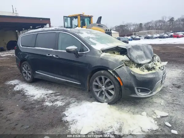 2C4RC1GG5HR763236 2017 CHRYSLER PACIFICA - Image 1