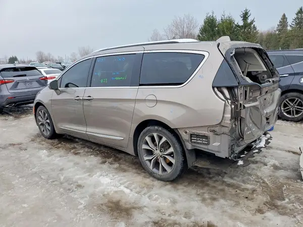 2C4RC1GG5HR817425 2017 CHRYSLER PACIFICA - Image 2